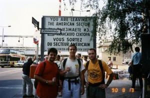 Checkpoint Charlie German 1990 Checkpoint Charlie 1990